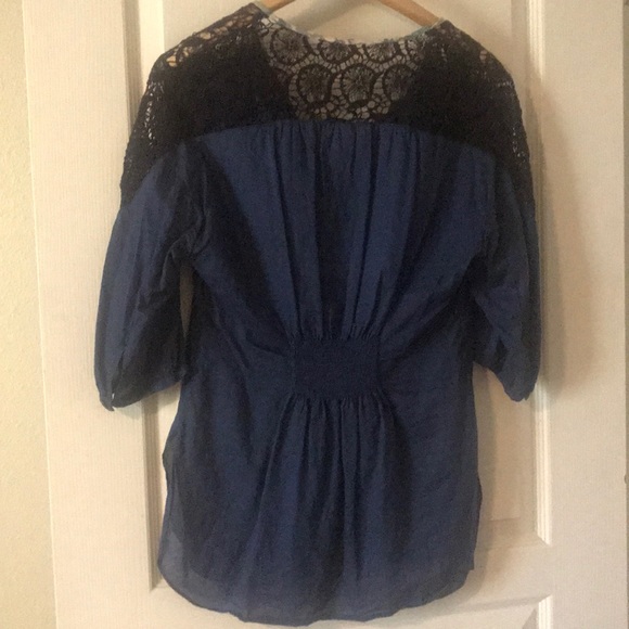 Free People linen blouse with crochet details - Picture 2 of 7